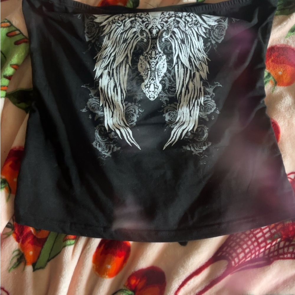 Hot Topic Black Sleeveless Tank Top with Graphic Design